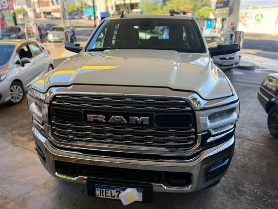 RAM 2500 6.7 I6 TURBO DIESEL LARAMIE CD 4X4 AUTOMÁTICO RAM 2500 6.7 I6 TURBO DIESEL LARAMIE CD 4X4 AUTOMÁTICO